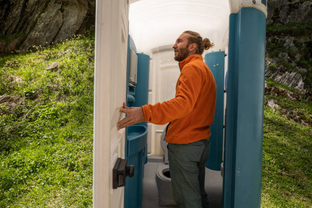 Best Portable restroom trailer rental  in Makakilo, HI